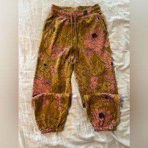 Women’s Anthropologie joggers
